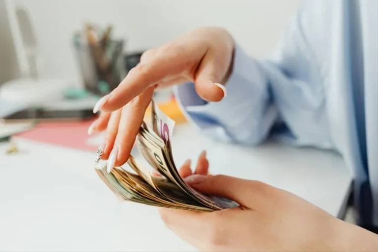 What Caused Vinco Ventures (BBIG) Stock to Drop In Pre-hours Trading?